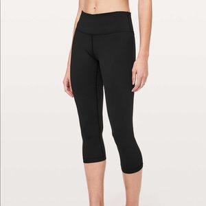 Lululemon Wunder Under Full-on Luxtreme 21” Crop